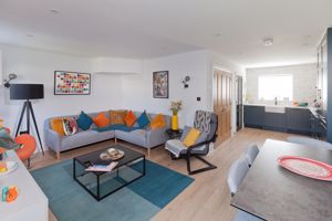 Sitting Room (2)- click for photo gallery